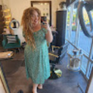 Meet your Posher, Dani marie